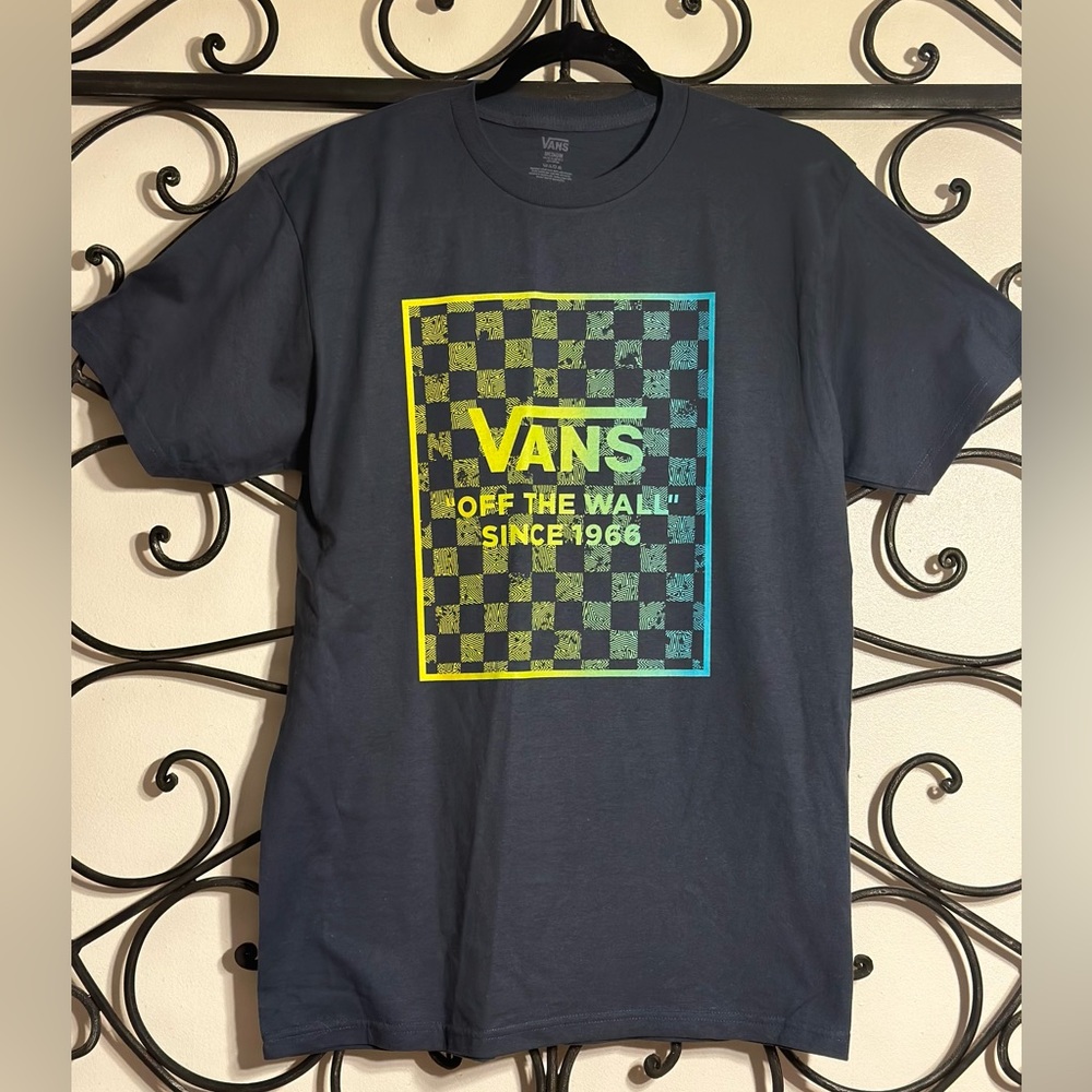 Men’s Vans T-shirt Size Medium